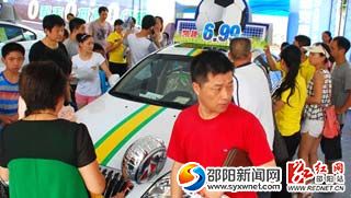 (圖片新聞欄目配圖：汽車(chē)巡展售車(chē)791臺(tái)創(chuàng)車(chē)展紀(jì)錄）xz