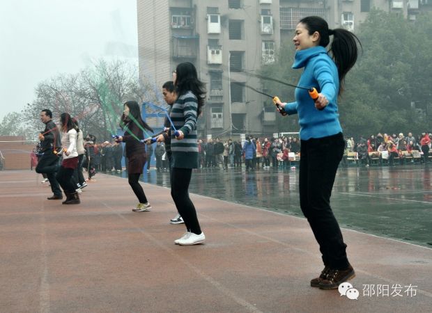 跳繩挑戰(zhàn)。