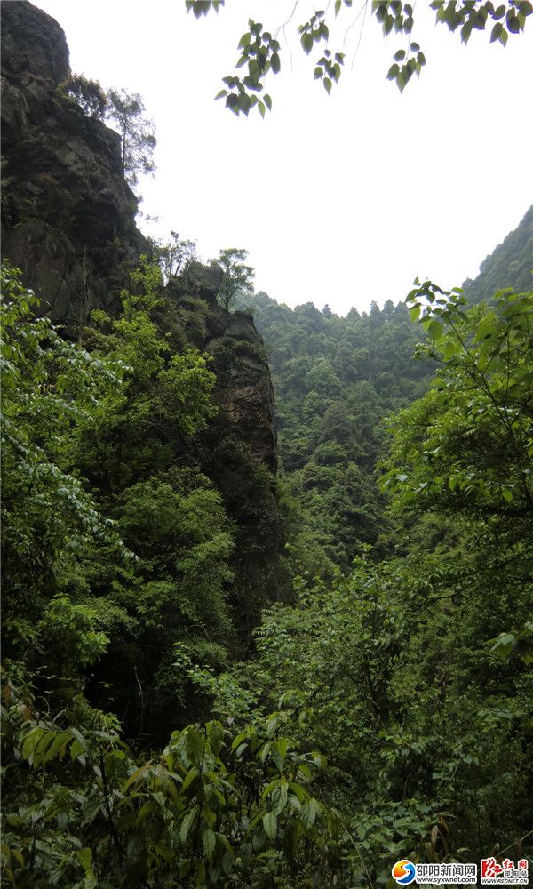 武岡里仁大峽谷山水美如畫