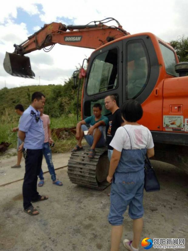 對李某進行教育