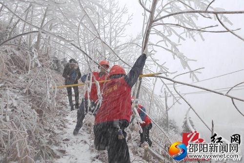 　電力部門抗冰救災(zāi)保供電