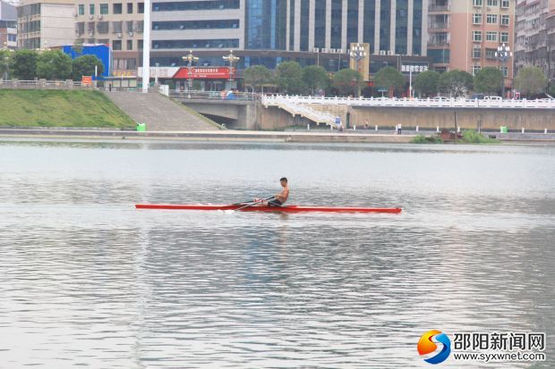 賽艇運動員動作標準、姿勢優(yōu)雅