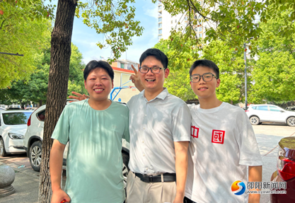 青春无悔 迈向新征程——邵阳市四中2023届高三毕业生离校仪式纪实_邵阳头条网
