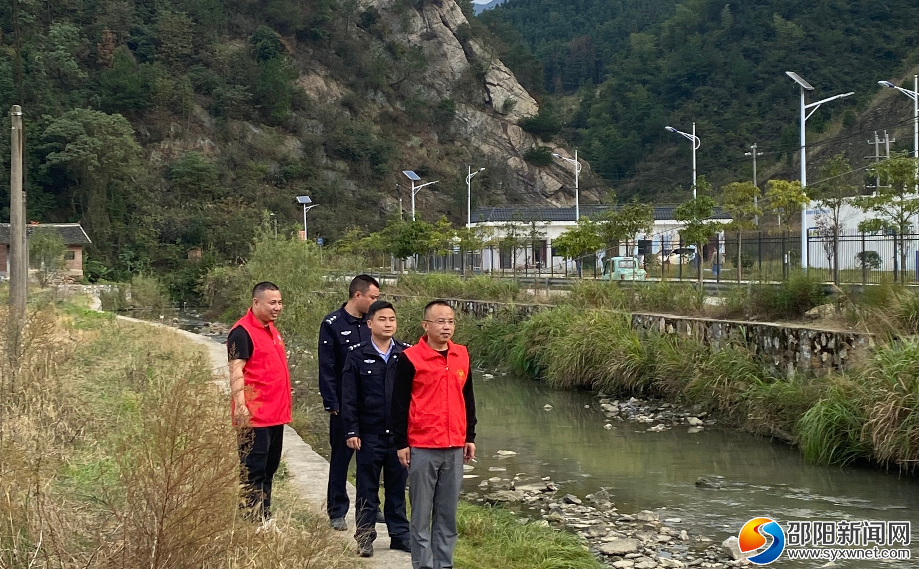 新邵县龙溪铺镇开展河长制巡河工作 邵阳新闻网