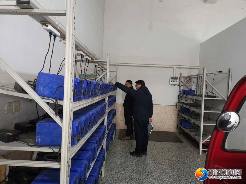 新邵县城管局对共享单车运营企业开展安全生产检查_邵阳头条网