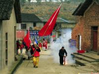 武岡農(nóng)村點燈走馬鬧元宵