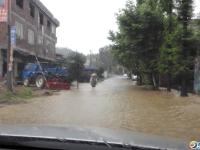 隆回橫板橋鎮(zhèn)遭暴雨襲擊 街道田間部分被淹