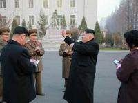 金正恩視察革命遺址 稱擁有氫彈