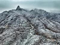 航拍秦嶺冰雪世界 猶如水墨山水畫