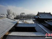 組圖：甘肅嘉峪關雪中雄關美如畫