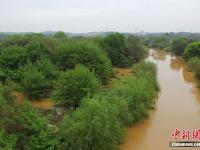 湖南永州出現(xiàn)暴雨洪水 提前10天進(jìn)入汛期