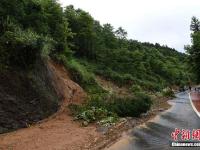 中國南方遭暴雨襲擊 多地出現(xiàn)洪澇