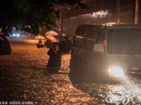 河南安陽(yáng)遭百年一遇暴雨 城區(qū)汪洋如大海