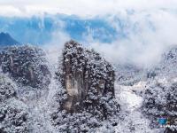 航拍雪后恩施大峽谷 雪潤(rùn)峽谷如水墨