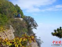  甘肅“道源圣地”崆峒山煙雨蒙蒙云海飄渺