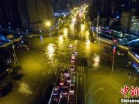 海口遭暴雨襲擊成“水城”