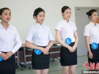 山西太原招空乘 18歲少女欲圓空姐藍(lán)天夢