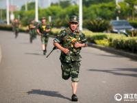  燃爆！武警寧波支隊軍事體育競賽戰(zhàn)味十足