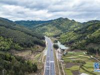  貴州三荔高速全線建成通車