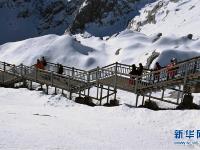  云南麗江：玉龍雪山景色壯美