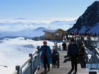  云南麗江：玉龍雪山景色壯美