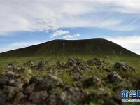 草原上的火山群