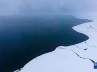西藏丁青：冰雪布托湖
