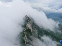 煙雨長城
