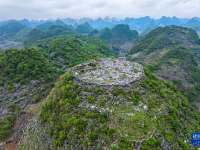 貴州興義：“消失”的山峰
