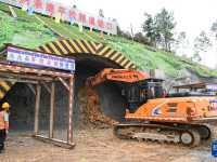 黃百鐵路廣西段隧道工程建設(shè)加速推進(jìn)
