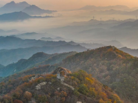 河北遵化：秋晨長(zhǎng)城美如畫
