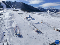 烏魯木齊“熱雪”迎冬
