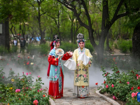 天津：在百年公園邂逅一出好戲
