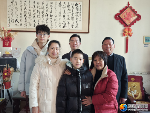 文明花開(kāi)耀邵陽(yáng)｜邵陽(yáng)這戶(hù)家庭何以成為“全國(guó)文明家庭”？來(lái)解鎖他們的“幸福密碼”