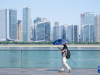 浙江杭州出現(xiàn)持續(xù)高溫天氣
