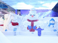 “冰城”盛夏遇冰雪
